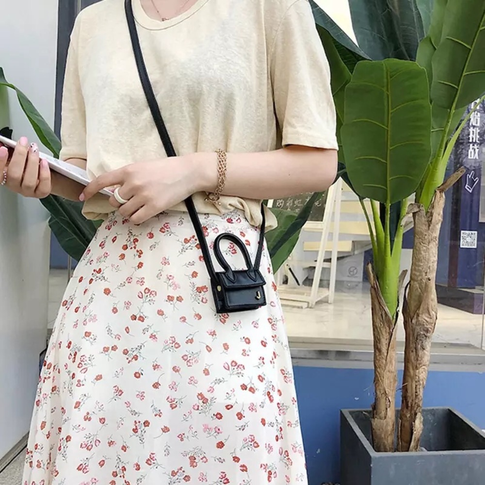 Small purses - Picture 3 of 3